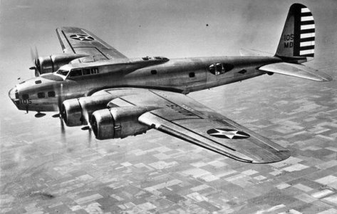 Boeing-B-17C-Flying-Fortress-in-flight-600x381.jpg