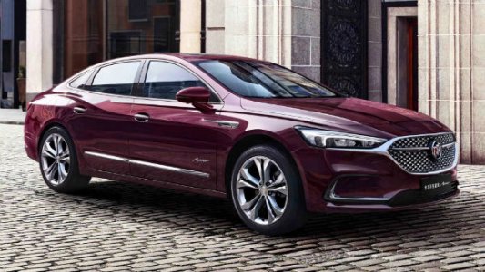 2023-Buick-LaCrosse-Avenir.jpg