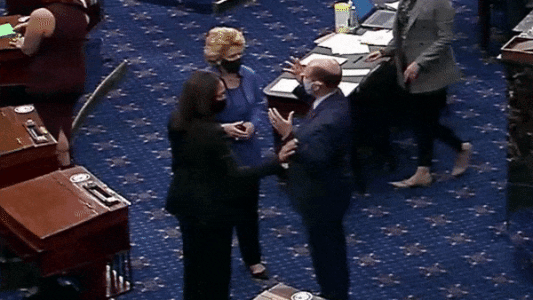 0419DB51-1117-4C0F-8B78-0C99698C90D1.gif