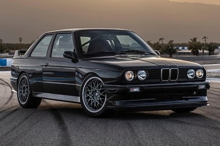 Redux-BMW-E30-M3.jpg