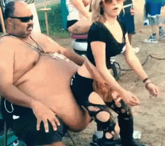 365C0B72-2DFF-453F-A50F-5520B33A9F29.gif