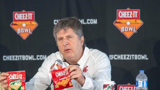 mike-leach-cheez-it.jpg