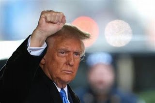Trump commie 6.jpg