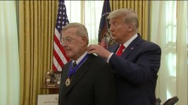 lou holtz awarded presidential medal of freedom_1607017800-ABC57 980x551.jpg lou holtz awarded presidential medal of freedom_1607017800-ABC57 980x551.jpg